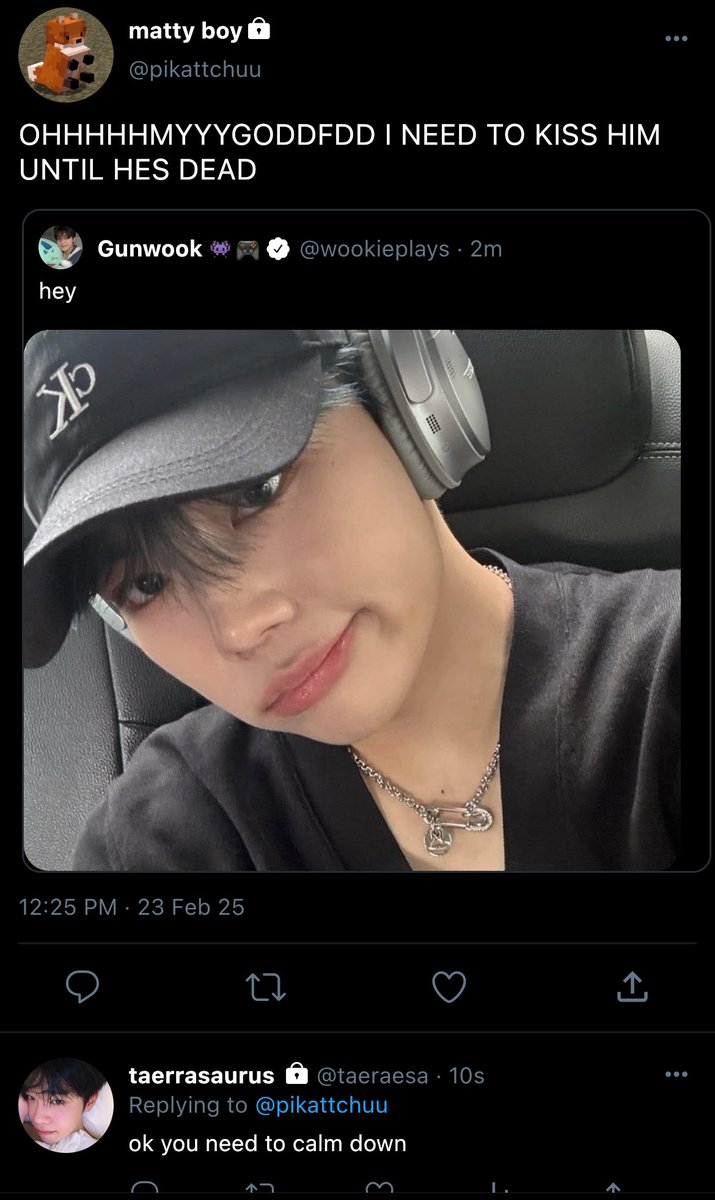 fukob1n's tweet image. a #geonmaet socmed au 

where geon is a popular streamer, and maet is a smaller streamer who obsessed with him.