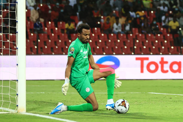 ahmedouslim's tweet photo. MEILLEUR 💯 GARDIEN 🧤 DE L'EN 🇹🇳:

BECHIR BEN SAID > AYMEN DAHMEN > AMENALLAH MEMMICHE > MOUEZ HASSEN https://t.co/SR04aJAcHP