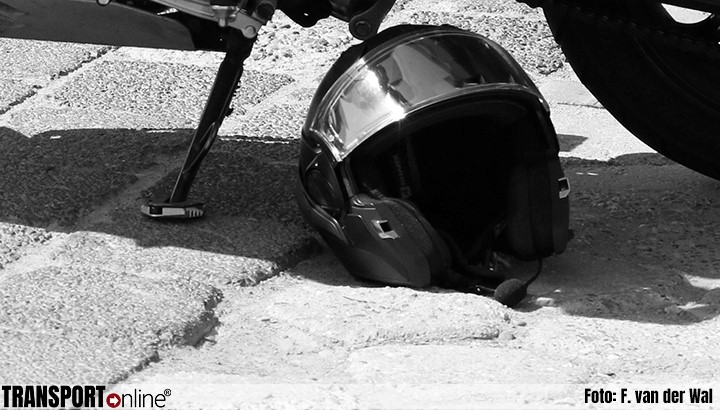 Motorrijder overleden door aanrijding met bestelbus op N618