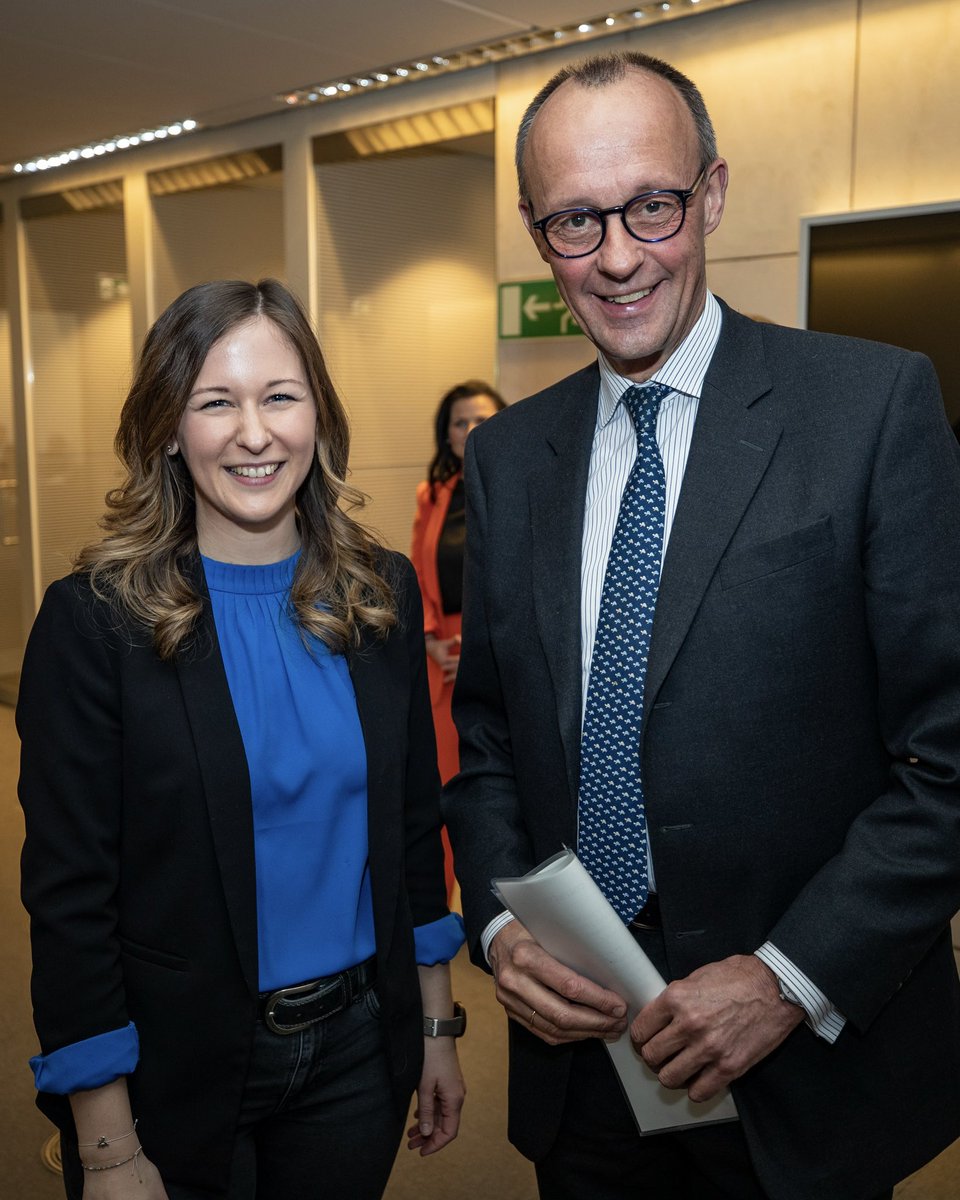 Claudia Plakolm (@claudiaplakolm) on Twitter photo Glückwunsch an die <a href="/CDU/">CDU Deutschlands</a> & <a href="/CSU/">CSU</a> sowie an unsere Freunde in der <a href="/Junge_Union/">Junge Union Deutschlands</a> zum klaren Wahlsieg! 🙌🏼 Deutschland steht vor großen wirtschaftlichen & gesellschaftlichen Herausforderungen. Ich bin überzeugt, dass <a href="/_FriedrichMerz/">Friedrich Merz</a> der Richtige ist, um 🇩🇪 wieder nach vorne zu bringen! Glückwunsch an die <a href="/CDU/">CDU Deutschlands</a> & <a href="/CSU/">CSU</a> sowie an unsere Freunde in der <a href="/Junge_Union/">Junge Union Deutschlands</a> zum klaren Wahlsieg! 🙌🏼 Deutschland steht vor großen wirtschaftlichen & gesellschaftlichen Herausforderungen. Ich bin überzeugt, dass <a href="/_FriedrichMerz/">Friedrich Merz</a> der Richtige ist, um 🇩🇪 wieder nach vorne zu bringen!