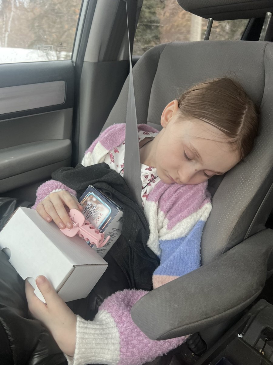 ndakkyle's tweet photo. And yesterday is what kicked off the baseball card fun. Took the world’s best Girl Scout with to Bismarck’s Sports Cave for #ToppsRipNight. A random kid went up to my daughter and told her, “Enjoy!” Handed her our first ever auto. Very cool moment. #ToppsSeries1 https://t.co/PCVeY6FSDq