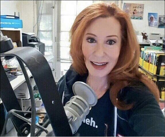 Tech Exposed 🎙️ podcast:
Your Guide to Gadgets, Privacy, and Connectivity
Apple's latest innovations; Uncover the surprising reasons banks are restricting Zelle and how it impacts you; Practical tips to outsmart hidden cameras to protect your privacy; Struggling with slow