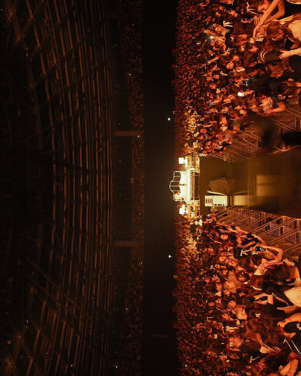 gracieabrams's tweet image. Berlin and Düsseldorf ! Thank you xxxx
💙