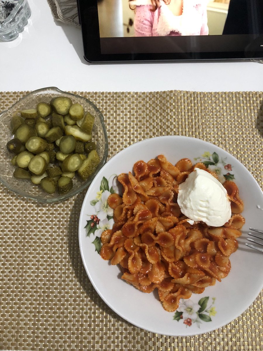 ellffcbnn's tweet photo. İdeal menü 🍝 https://t.co/Hh3SIWwbQn