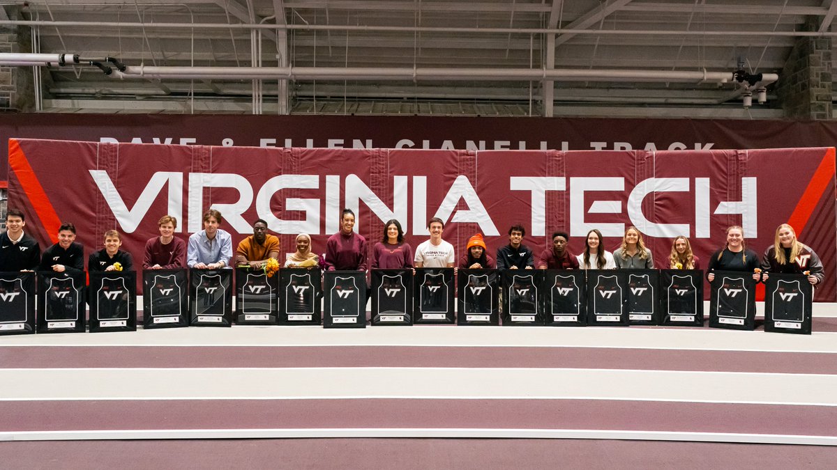 we 🧡 our seniors 🫶