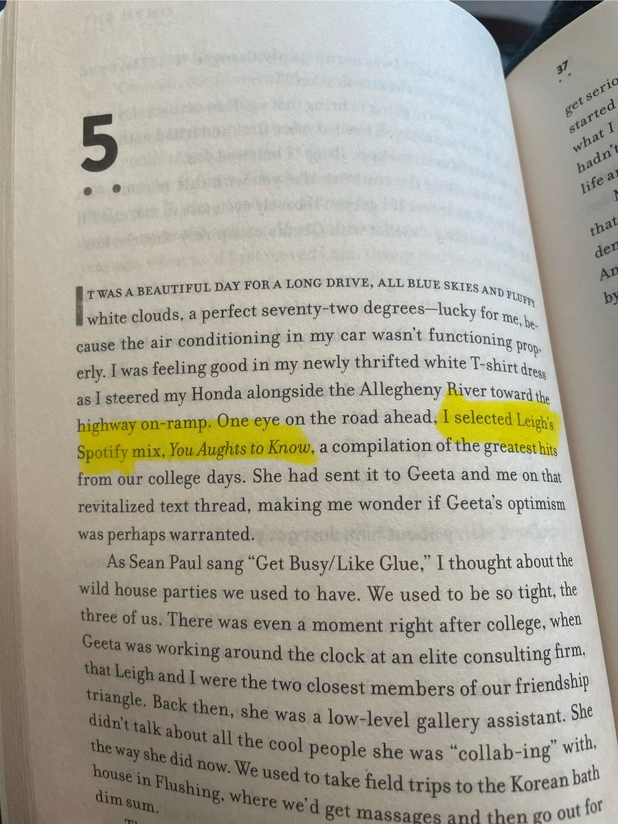 Really wondering what’s on this playlist from #racheldodes and #laurenmechling ‘s fun book The Memo