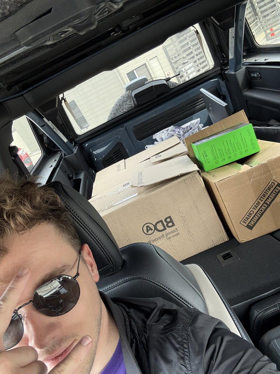MemphisMeetup's tweet image. Loaded up and ready! PS: raffle going on too for a brand new razer mic. Upgrade your set up while helping us raise funds for the next event. #901creators #grindcitycreators #GrindCity