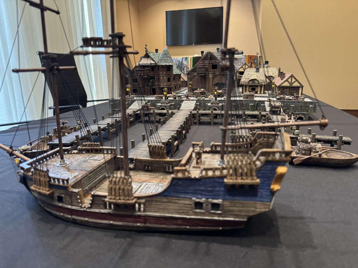 stefandwarven's tweet photo. My build for GenghisCon in Aurora Colorado๐ค
#Genghiscon #dwarvenforge #lowtown #miniatures #tabletopgames #tabletopminiatures #hobbies #gaming #dungeonsanddragons #dnd #rpg https://t.co/JwdIj2f5ES