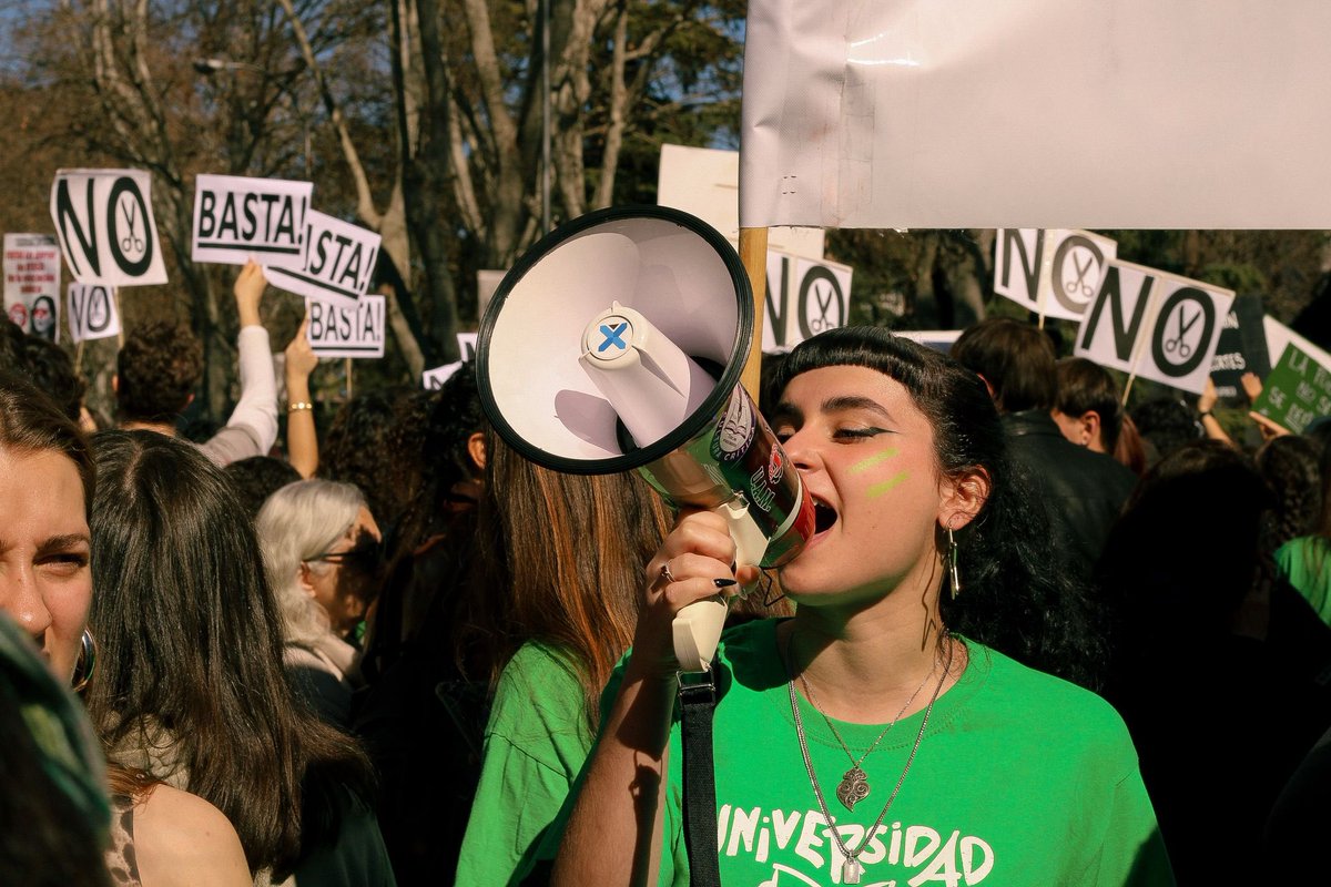 💚 Gracias, gracias, y gracias.

🙌🏻 No podemos estar más agradecidas de lo que hemos conseguido esta mañana. No sólo nosotras, sino las personas que forman parte de toda la comunidad educativa (y las que no 🫂).

💪🏻 ¡Seguimos!