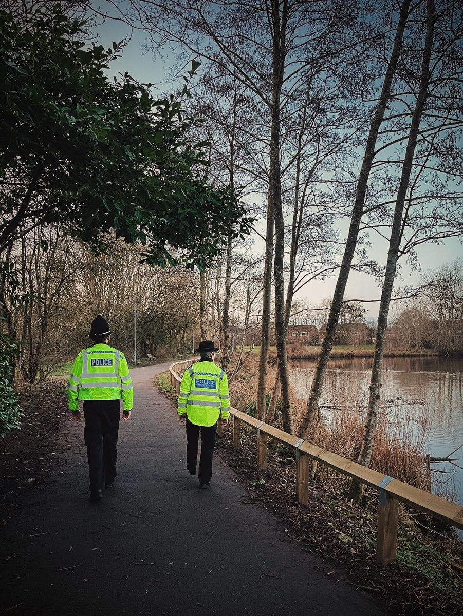 SStaffsPolice's tweet photo. Yesterday evening, Officers and PCSO’s from your Neighbourhood Policing Team were on foot in the areas of #Featherstone & #Perton as part of #OpCable.
Op Cable aims to tackle antisocial behaviour within our communities. https://t.co/CM3LU6DgLv