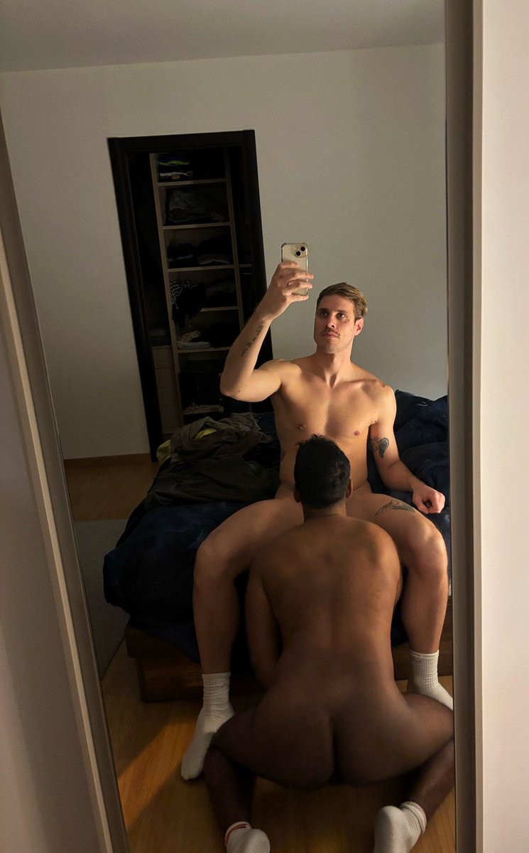 La cena è servita 😈🍆👅