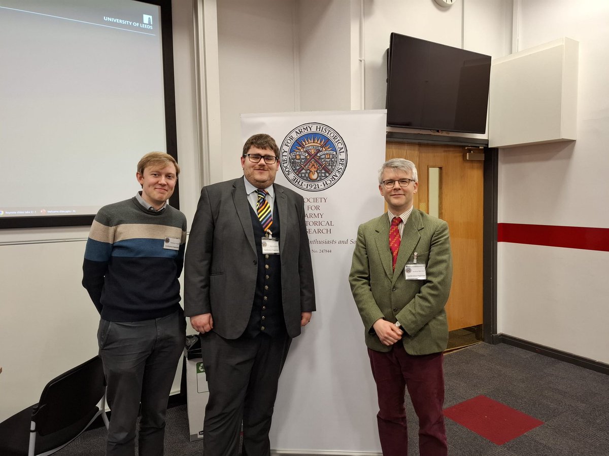 With the dust settling, our #sahr2025 conference organisers want to give a big thanks to all our speakers and attendees for making such an insightful and stimulating weekend of #milhist discussion

Keep an eye out for our future events, but in the meantime we're off for a sleep!
