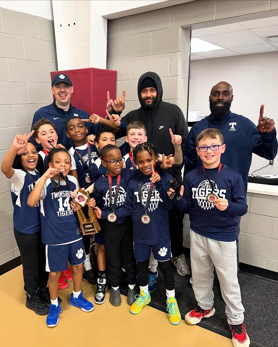 Our 4th Grade Boys travel team ended its season with a CHAMPIONSHIP performance at the Brecksville Broadview Heights End of Season Classic! The Tigers went 4-0 to capture its first ever team championship! Congrats boys!
