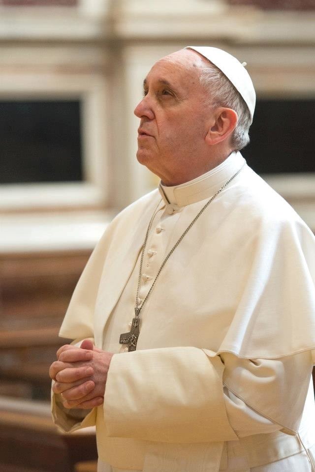 FantassinTV's tweet photo. 🚨🇻🇦Le pape serait encore dans un état critique selon le Vatican. 

Prions pour le Saint Père 🙏 https://t.co/r5hOq7mhRA