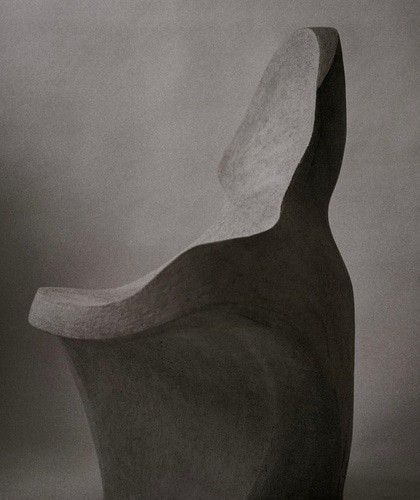 theshimmystore's tweet image. Where does function end and sculpture begin? ✨🪑 This mesmerizing chair blurs the line between furniture and art with its fluid, organic form. A masterpiece of minimalism and movement!  Where my muppets at? 😁 iykyk 

Would you sit or simply admire? 👀  

#AbstractDesign…