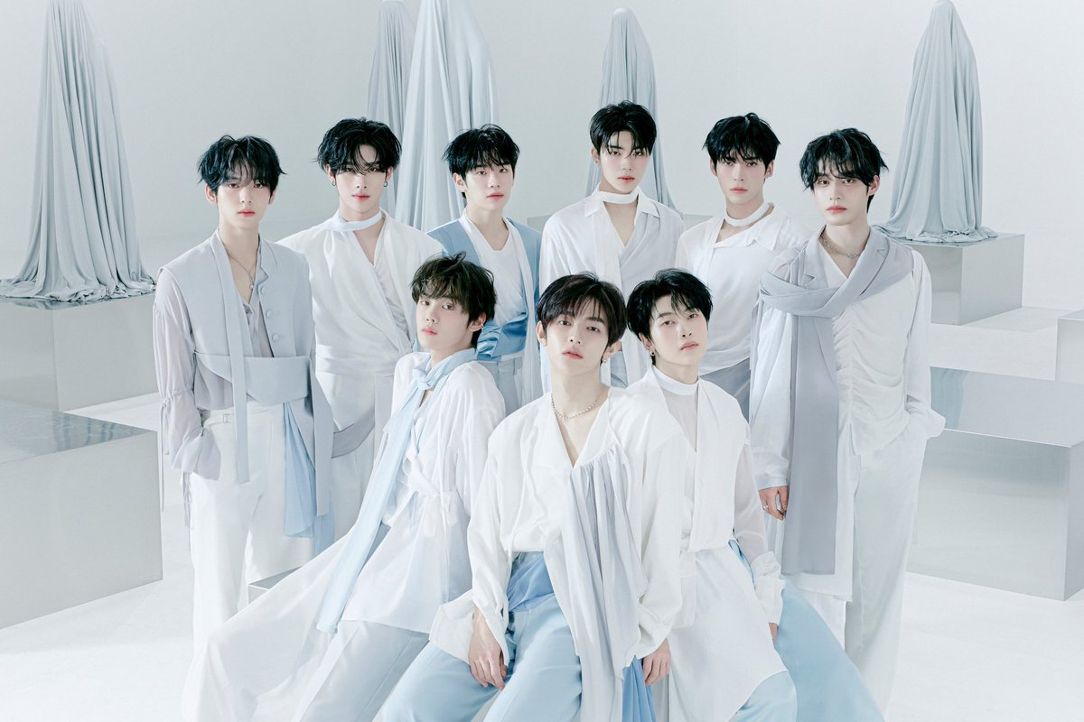 ZB1kchartmaster's tweet photo. 📰 Daily Sports is reporting that WakeOne, who is currently in charge of management, is reviewing a plan to extend #ZEROBASEONE's activity period.

— “Will they be able to extend their activity period as a group? In this regard, 2025 is expected to be an important year for #ZB1” https://t.co/DrCrgLCLxX
