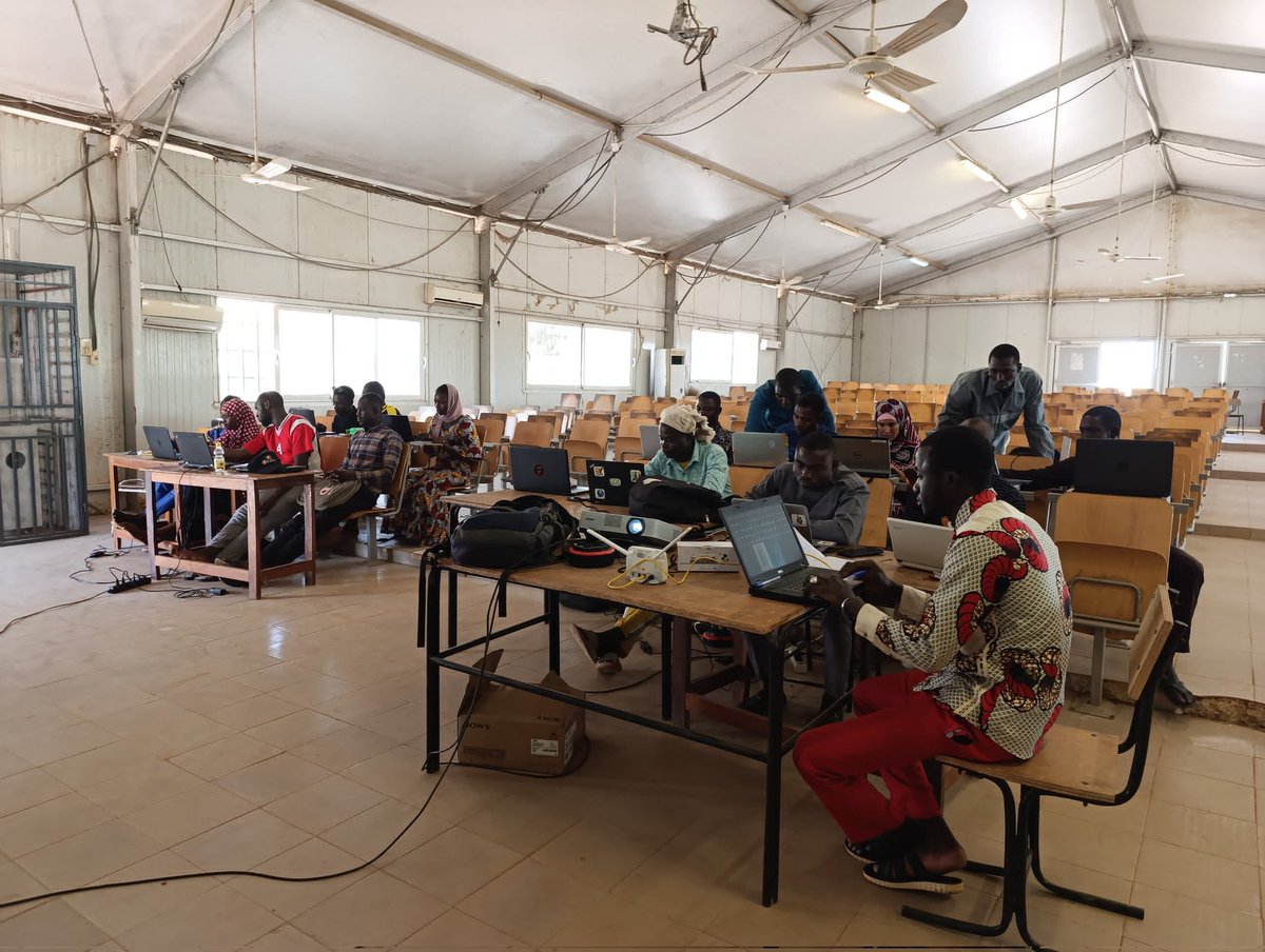 Youthmappers UNIVSEGOU (@youthmappersus) on Twitter photo Un autre Dimanche chargé d'émotion au sein de <a href="/youthmappersUS/">Youthmappers UNIVSEGOU</a> avec des échanges très fructueux autour de l'utilisation de #JOSM pour la création des données. Vivement la session prochaine. In <a href="/youthmappers/">YouthMappers</a> : "We don’t just build maps, we build mappers."
#opendata
#OSM
#Unuv_Segou Un autre Dimanche chargé d'émotion au sein de <a href="/youthmappersUS/">Youthmappers UNIVSEGOU</a> avec des échanges très fructueux autour de l'utilisation de #JOSM pour la création des données. Vivement la session prochaine. In <a href="/youthmappers/">YouthMappers</a> : "We don’t just build maps, we build mappers."
#opendata
#OSM
#Unuv_Segou