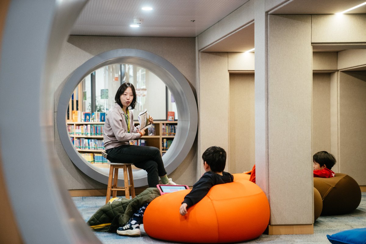 Nanjing International School tweet media