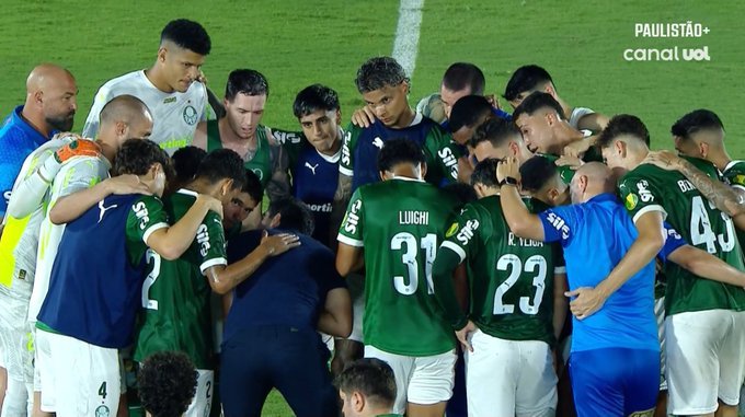 Agora vendo a coletiva do Abel, estou fechado 100% com o elenco/comissão.

Abel já abraçou a torcida, e "mostrou" quem são os mais "culpados" pela má fase.

Falta de reforços, Elenco muito curto, e distanciamento entre Elenco/torcida.

Para ser tetra, teremos que nos unir!🐷