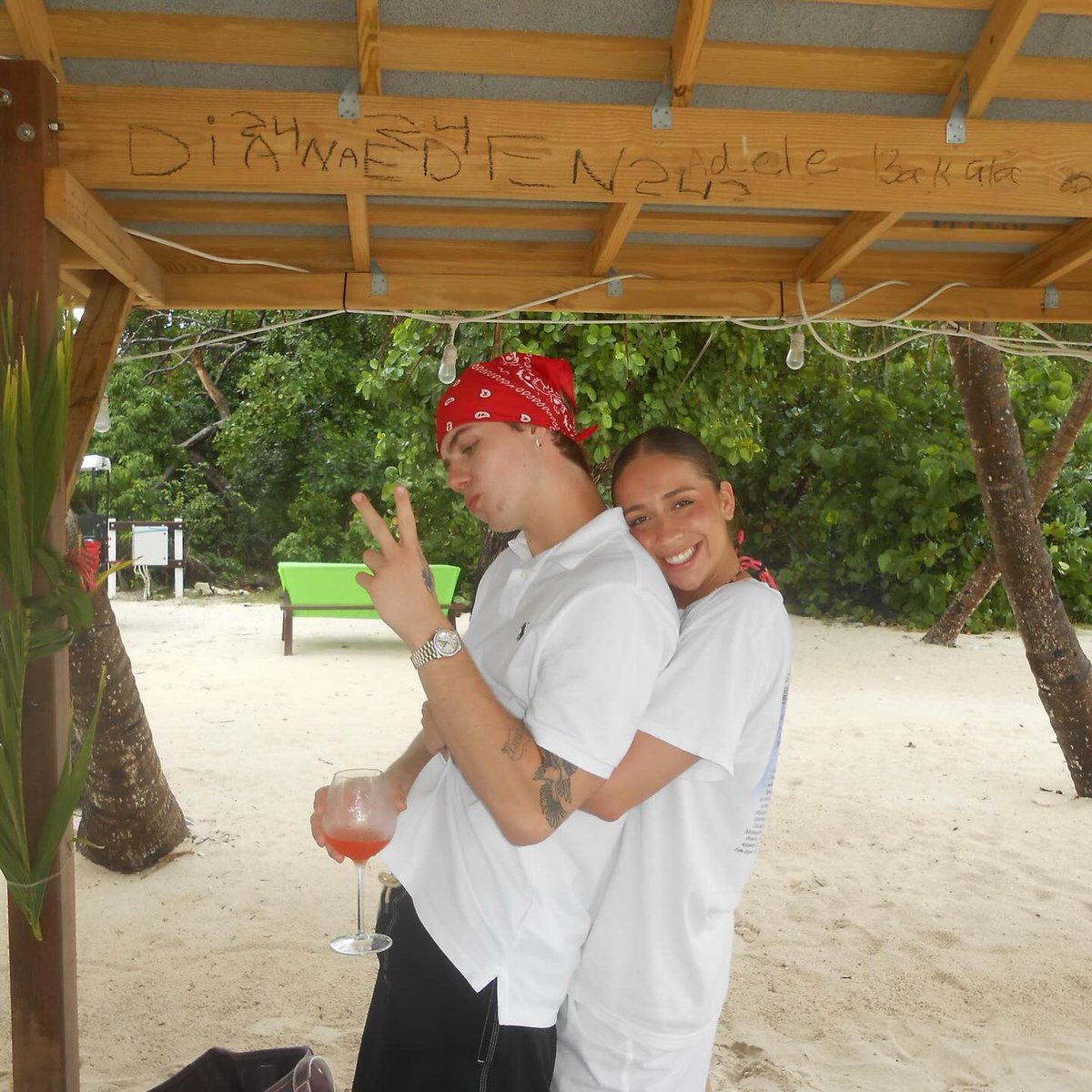 yumchive tweet media