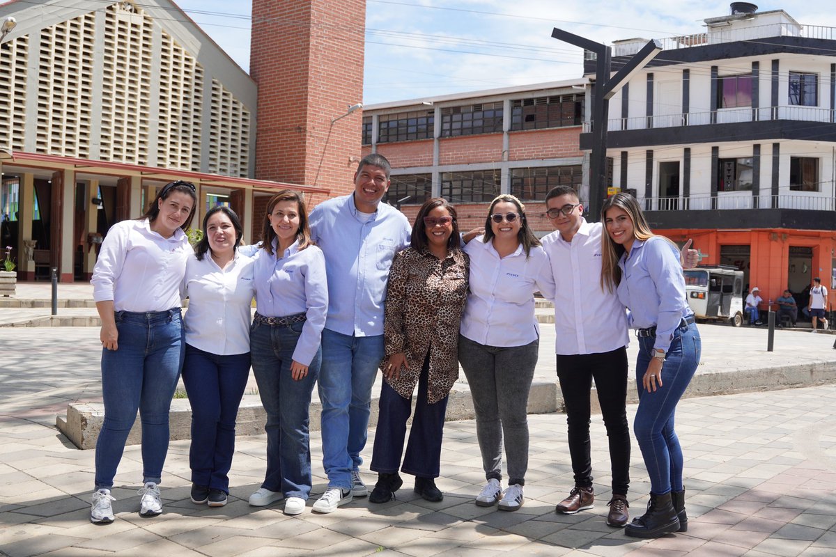 Cemex Colombia (@cemex_colombia) on Twitter photo Hoy, en alianza con <a href="/Trust4Americas/">The Trust for the Americas</a>, lanzamos Potenciando el Emprendimiento Innovador, un proyecto que impulsa a mujeres emprendedoras a fortalecer sus negocios y liderar el cambio con capacitación y herramientas digitales.💡💙
#fundacioncemex #cemex #innovacion Hoy, en alianza con <a href="/Trust4Americas/">The Trust for the Americas</a>, lanzamos Potenciando el Emprendimiento Innovador, un proyecto que impulsa a mujeres emprendedoras a fortalecer sus negocios y liderar el cambio con capacitación y herramientas digitales.💡💙
#fundacioncemex #cemex #innovacion