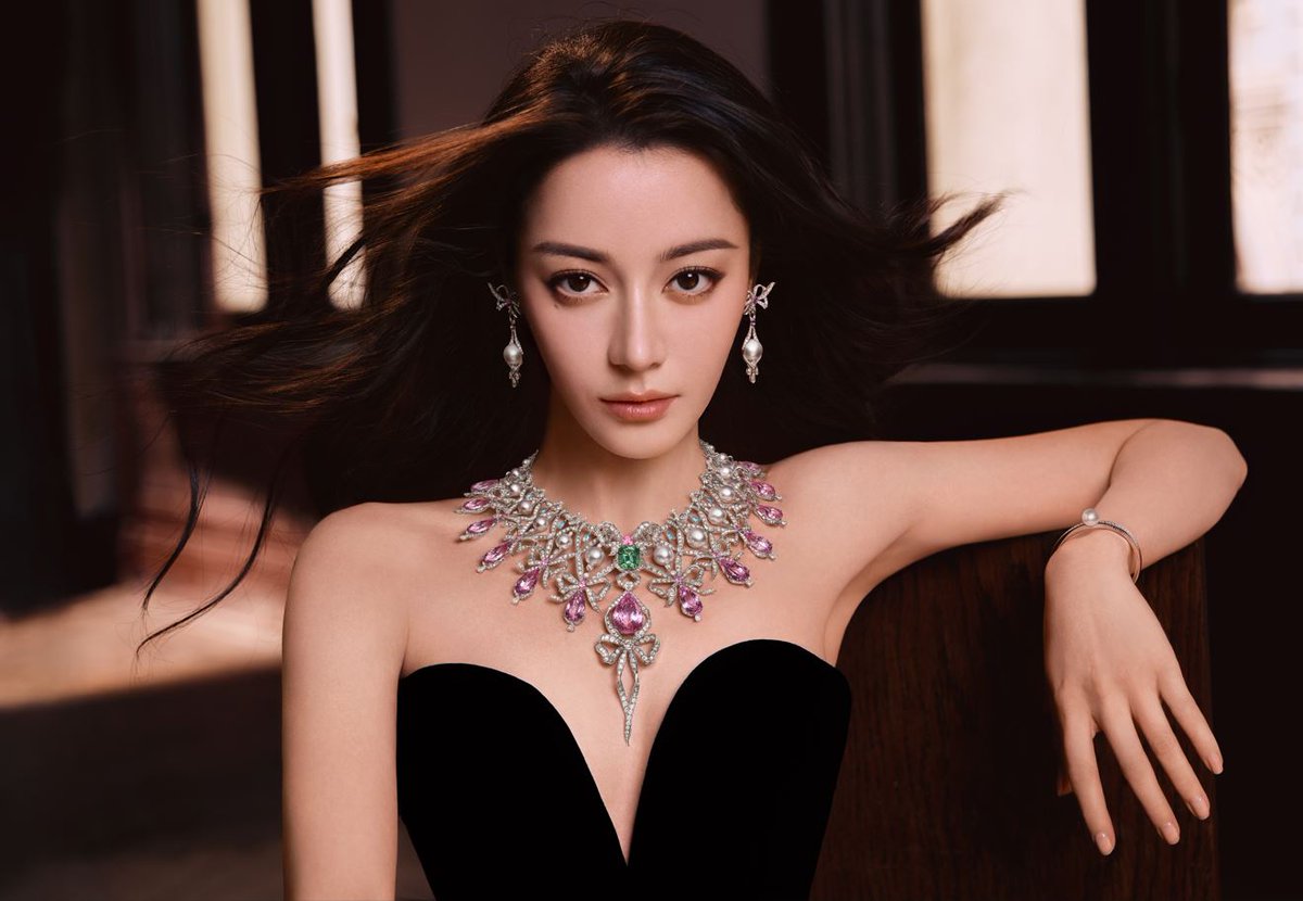 Experience the pinnacle of artistry with our high jewelry creations. Each piece is a masterpiece, meticulously crafted to celebrate unparalleled beauty and exceptional craftsmanship. 

#MIKIMOTO

Explore Now
mikimotoamerica.com/us_en/high-jew…