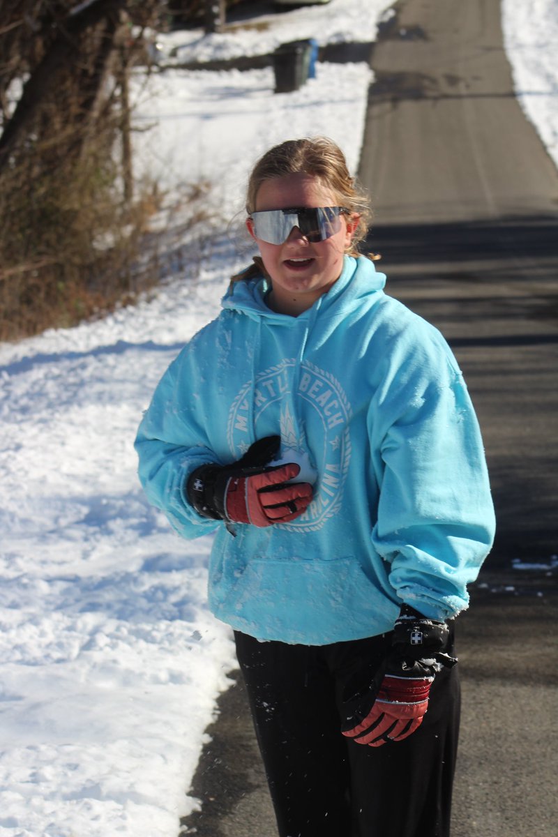 Sarah Knott tweet media