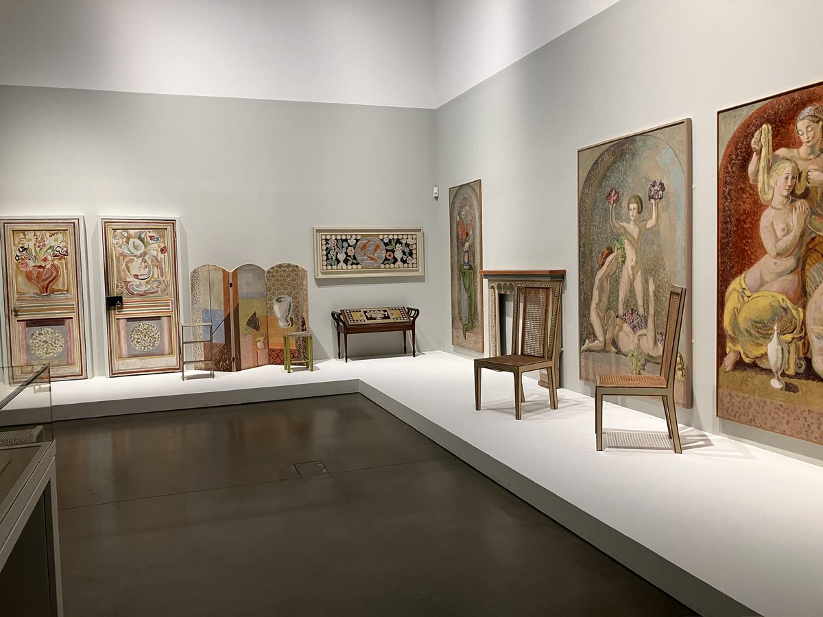 c_m_rees's tweet image. Popped into @MK_Gallery for the final day (and, at 4pm, also the final hour!) of this beautiful Vanessa Bell collection. Very glad we caught it just in time.