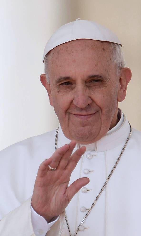 Desde La Rioja enviamos nuestras oraciones y el deseo de una pronta recuperación para nuestro querido <a href="/Pontifex_es/">Papa León XIV</a>, un líder que nos inspira con su humildad y compromiso con la unión, la paz, el desarrollo y sobre todo los más vulnerables del mundo. 
¡Fuerza, Santo Padre!