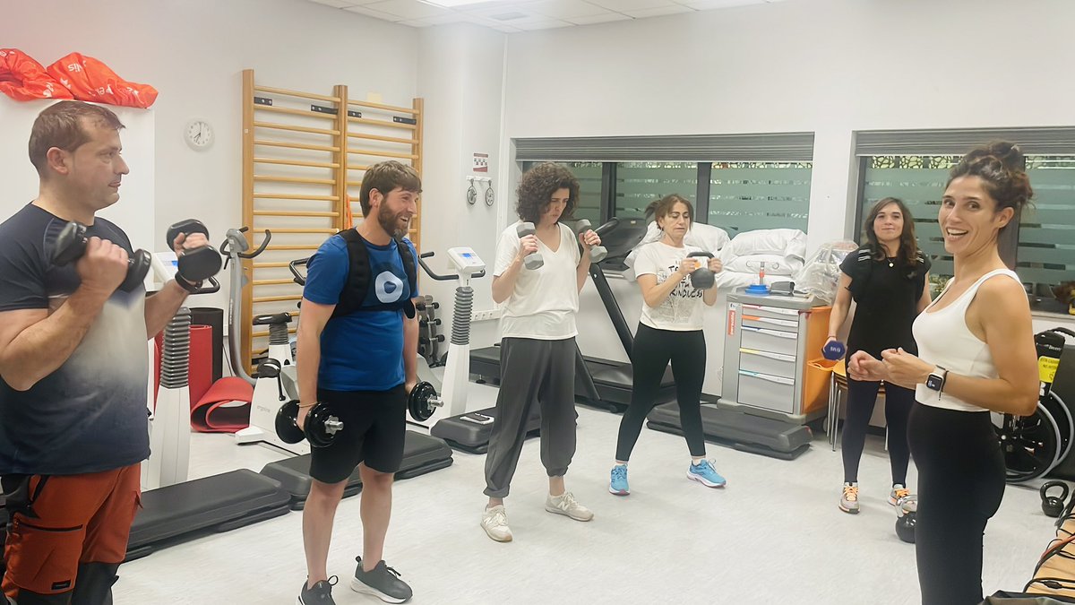 Antonio I. Cuesta-Vargas (@aicuesta) on Twitter photo Enhorabuena al <a href="/idis_research/">Instituto de Invest. Sanitaria de Santiago (IDIS)</a> por la organización del primer curso hospitalario de rehabilitación cardiooncologia, con fabuloso coordinación de <a href="/estidbal/">Estibaliz DBalboa</a> y la participación del equipo liderado por <a href="/carlospenagil/">Carlos Peña Gil</a> <a href="/cardiologiaCHUS/">CARDIOCHUS</a> Enhorabuena al <a href="/idis_research/">Instituto de Invest. Sanitaria de Santiago (IDIS)</a> por la organización del primer curso hospitalario de rehabilitación cardiooncologia, con fabuloso coordinación de <a href="/estidbal/">Estibaliz DBalboa</a> y la participación del equipo liderado por <a href="/carlospenagil/">Carlos Peña Gil</a> <a href="/cardiologiaCHUS/">CARDIOCHUS</a>