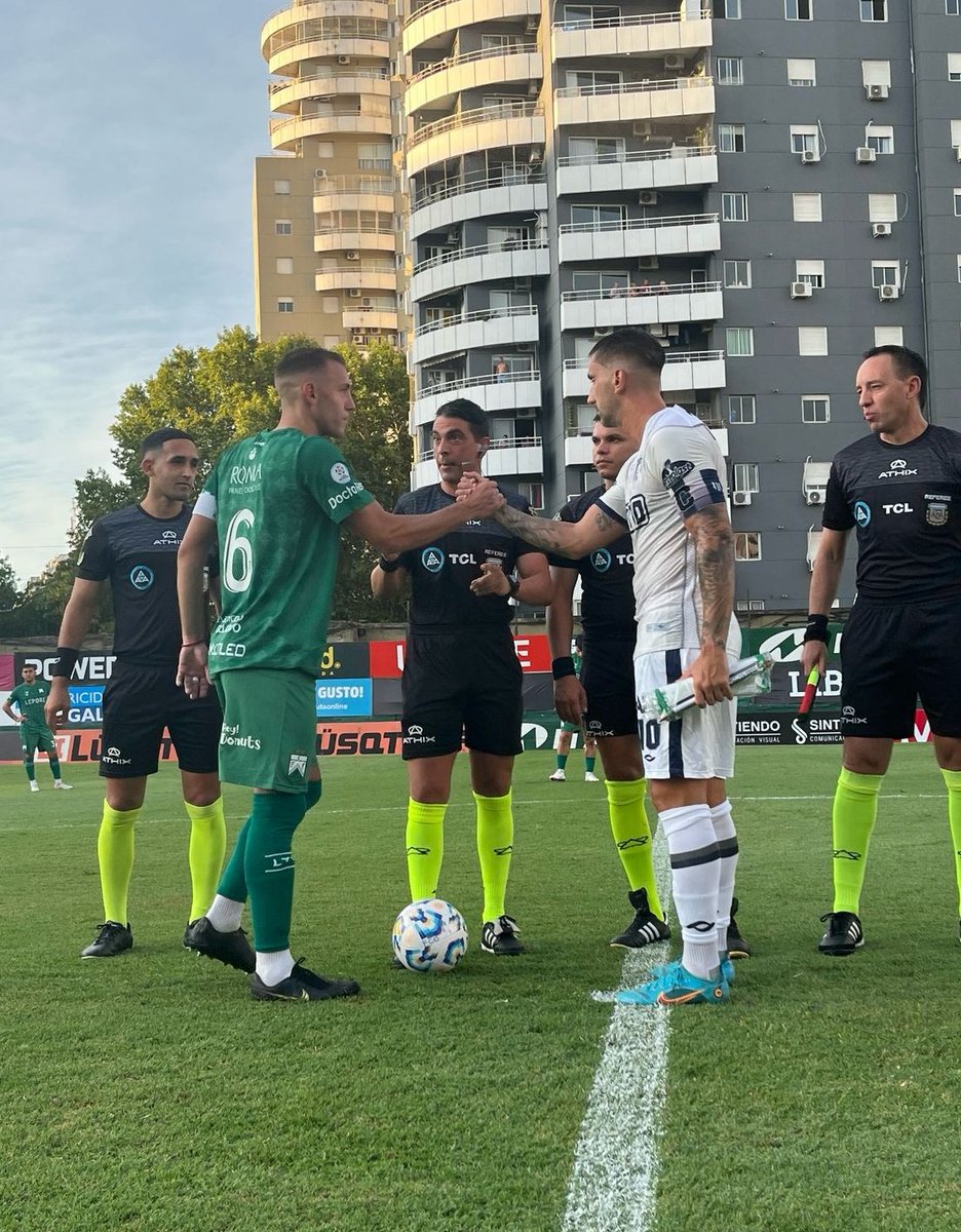 《#Ferro 0 vs #TristanSuarez 0》

3'PT. ¿El capitán? Alan Lorenzo.

#JuegaFerro