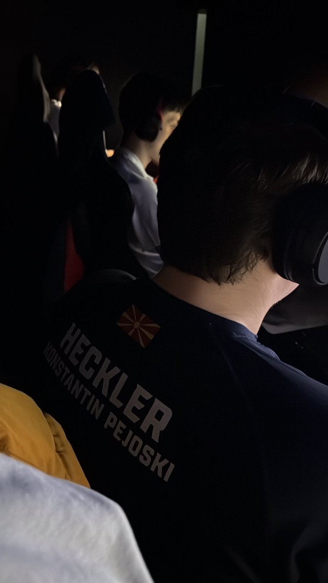 Won another 2-1 series and we are in the finals! 13-02 Anubis ; 05-13 Dust II; 13-05 Mirage.

Watch the finals: youtube.com/live/lMFgZ3LYG…