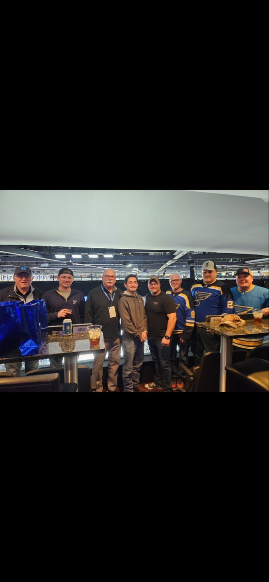 Marthasville Firemen in the Blues Alumni suite. Zuke and Affleck along side. They’ve donated over $1,000,000 to Backstoppers. Congrats