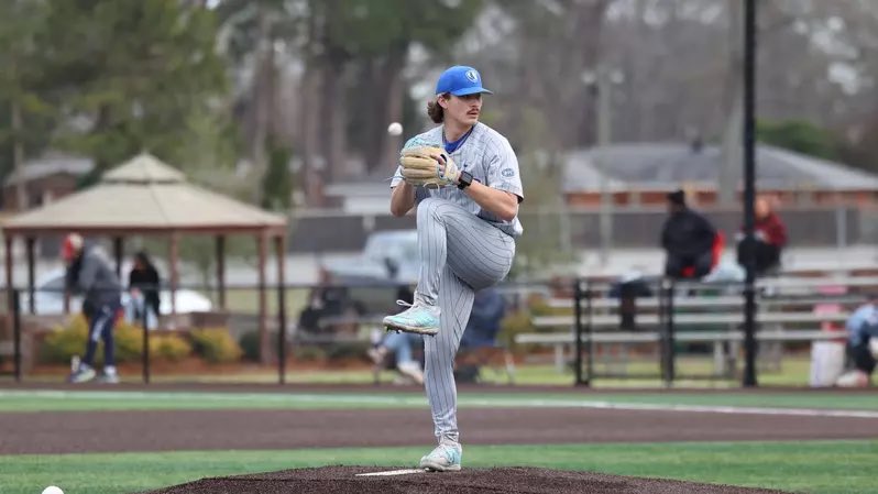 Tyler Conklin threw a gem (8.0 IP, 0 ER, 2 H, 5 K, 0 BB) on Sunday as <a href="/EIU_Baseball/">EIU Baseball</a> picked up a 7-1 victory in their series opener at Arkansas State. 

Games two and three are set for a doubleheader beginning at 1 p.m. Monday. 

Recap⚾️👀⬇️
eiupanthers.com/news/2025/2/23…