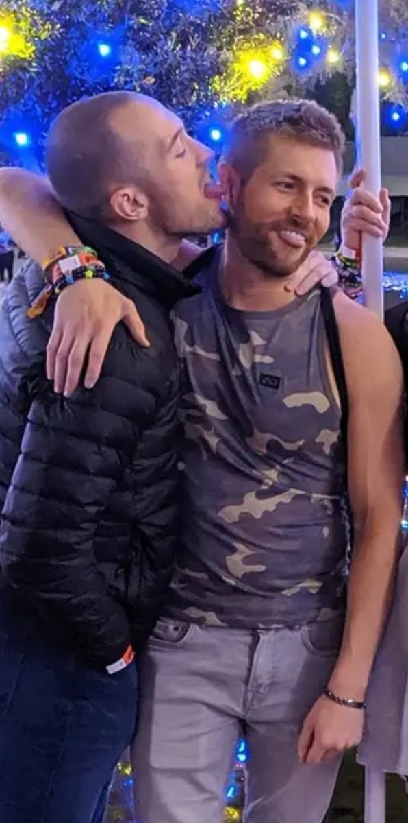 Austin (@inhardwords) on Twitter photo I have no idea who this guy is that's licking my ear, but he keeps sleeping in my bed and living in my house <a href="/PaulHawthorneX/">Paul Hawthorne</a> I have no idea who this guy is that's licking my ear, but he keeps sleeping in my bed and living in my house <a href="/PaulHawthorneX/">Paul Hawthorne</a>