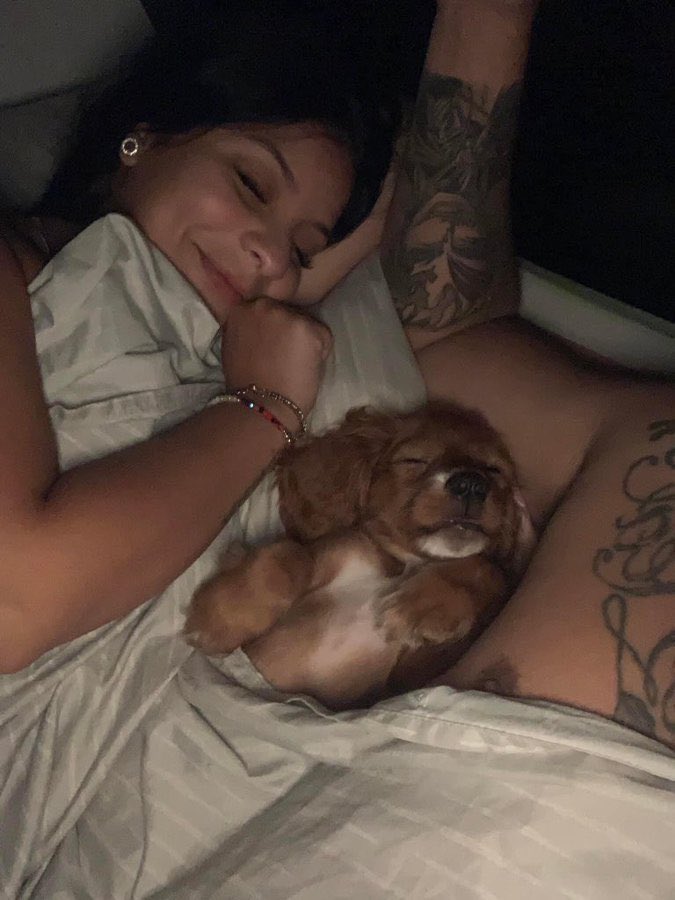 mariannno_'s tweet image. yo solo quiero pasar los domingos así