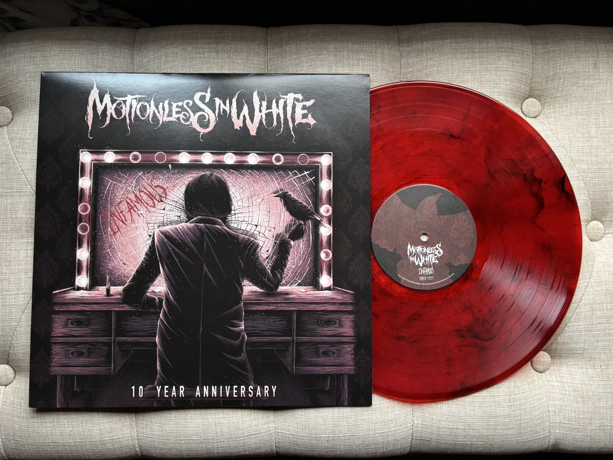 𝓜𝓸⚔️ tweet media