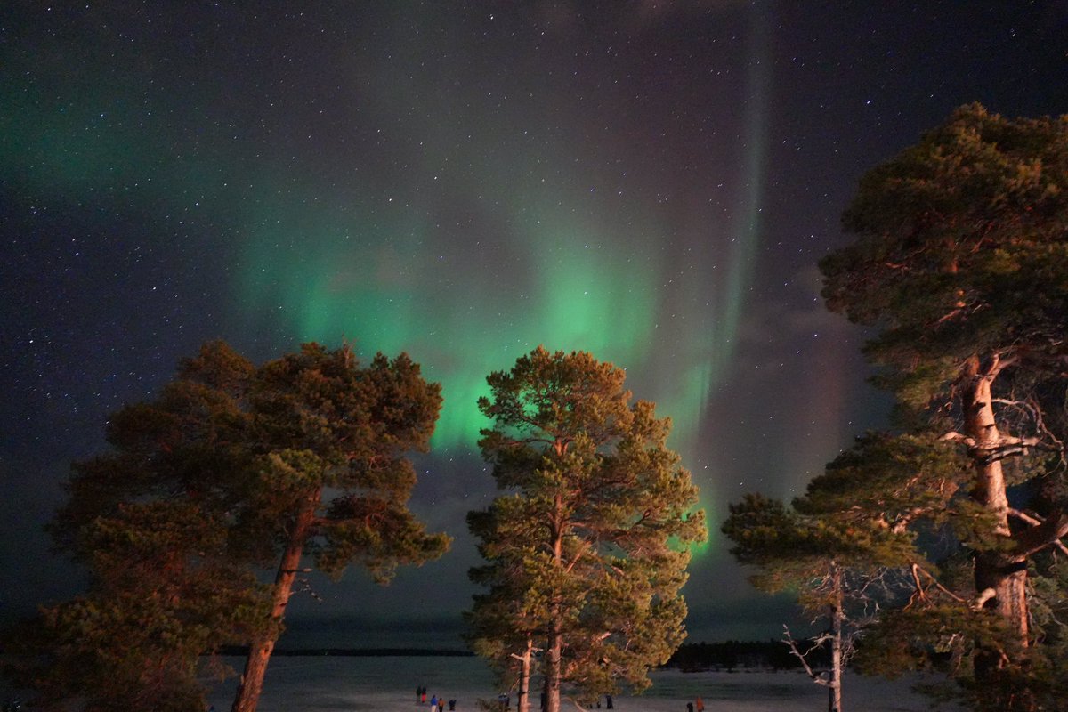 You might know me as a <a href="/dynamodb/">DynamoDB</a> guy but this Aurora thing is kind of impressive as well 🤩