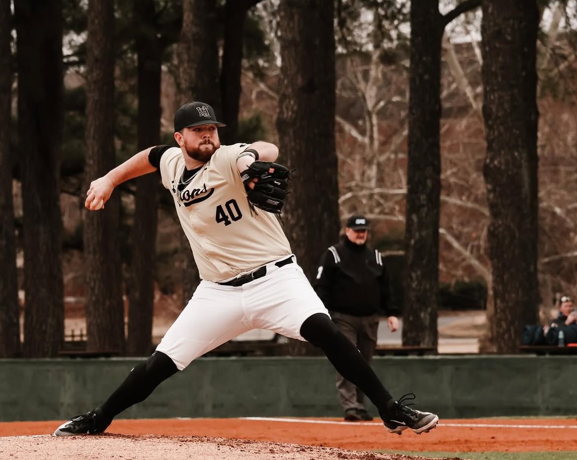 Maddox Long through 4 starts

25 IP
4 runs
36 K
3 BB 🎨 
1.08 ERA
6 IP 10 K shutout today 🤮

Harding has a DAWG

#GoBisons