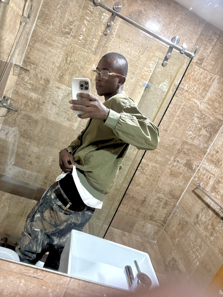 Fendybadman's tweet photo. https://t.co/gkdwCZeqwj