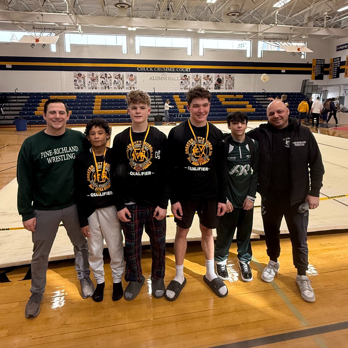 Eli, Matthew, and Alec are headed to STATES! Congratulations boys!!
82 lbs Eli Ferguson 2nd place
132 lbs Matthew Jones 3rd place
157 lbs Alec Anderson 3rd place
Good luck this weekend.
