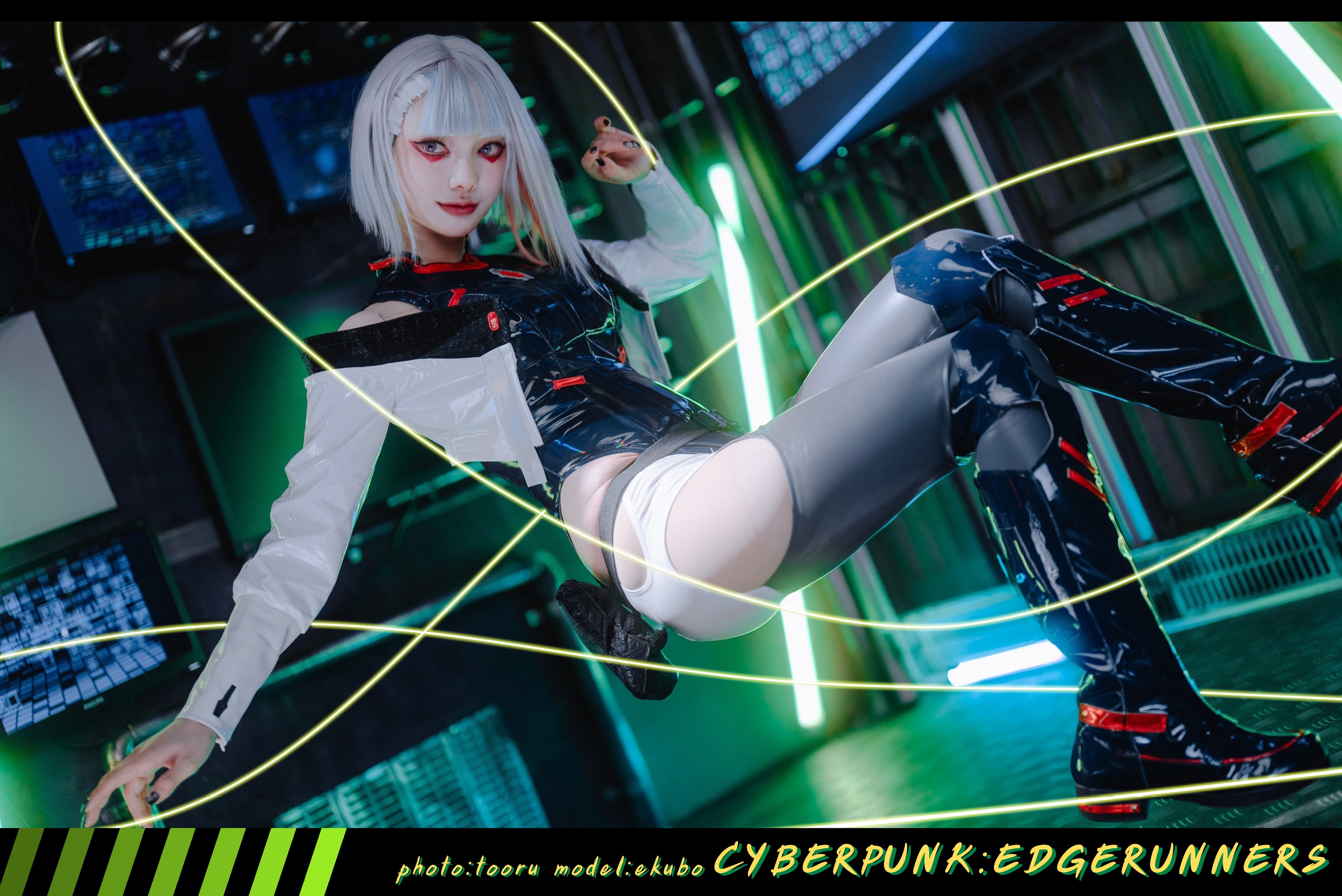 フェイクレザー バニーガール 黒 ブラック くだけ 素人製