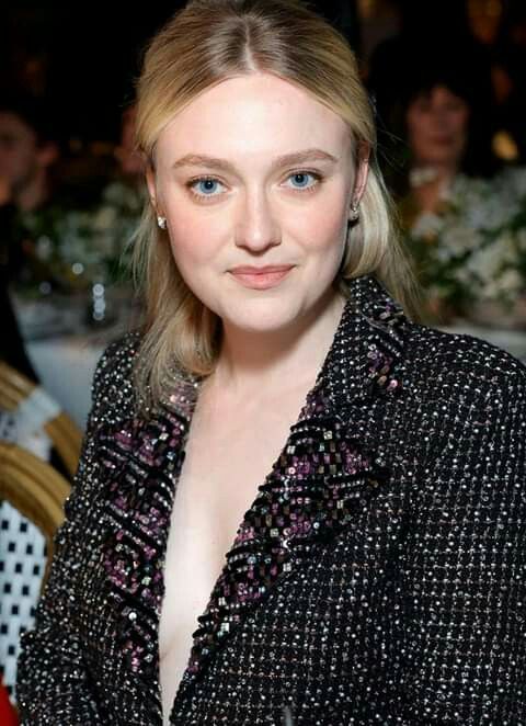 meity_org's tweet photo. Amanda Seyfried HD Photos

https://t.co/44phnrjQ52 https://t.co/uYj2z4XnYn