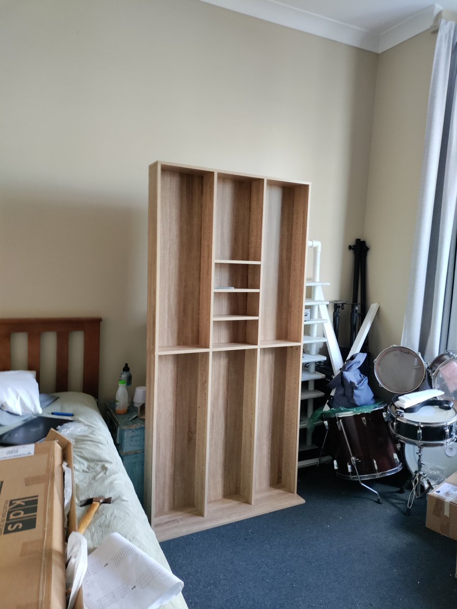 nomallnogardens's tweet photo. put together a cd shelf for my 800 cds #myshelf https://t.co/Bnuc4pI89s