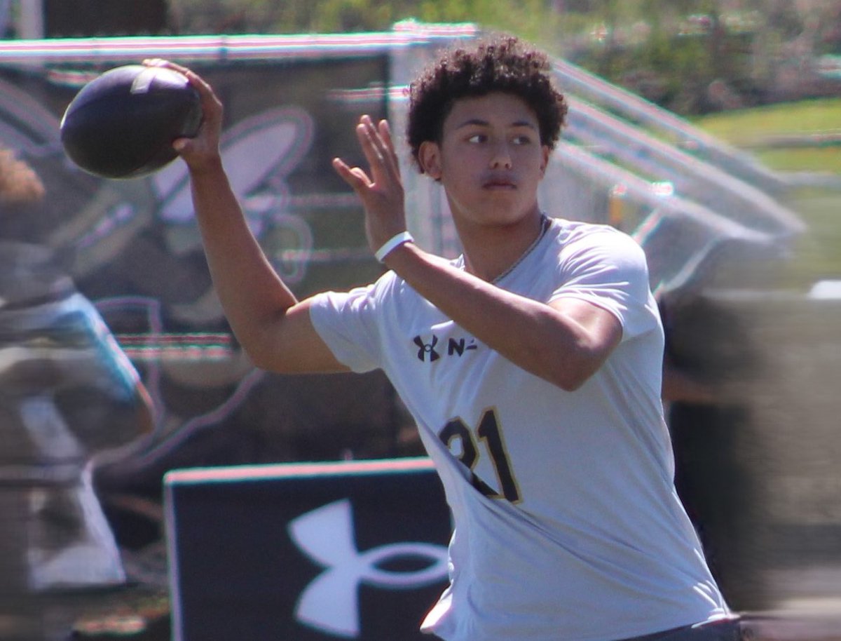 Thank you <a href="/UANextFootball/">All-America Game</a> <a href="/DemetricDWarren/">Demetric D. Warren</a> <a href="/Jblake_8/">Jeff Blake</a> for the amazing camp!!! I am honored to have been announced as a standout quarterback from today’s camp.
<a href="/JaredClark2/">Jared Clark</a> 
<a href="/CoachJonHaskins/">Jon Haskins</a> 
<a href="/SageHansard/">Sage Hansard</a> 
<a href="/Rivals/">Rivals</a> 
<a href="/TomLoy247/">Tom Loy</a> 
<a href="/larryblustein/">Blustein Recruiting</a> 
<a href="/PrepRedzoneFL/">Prep Redzone Florida</a>