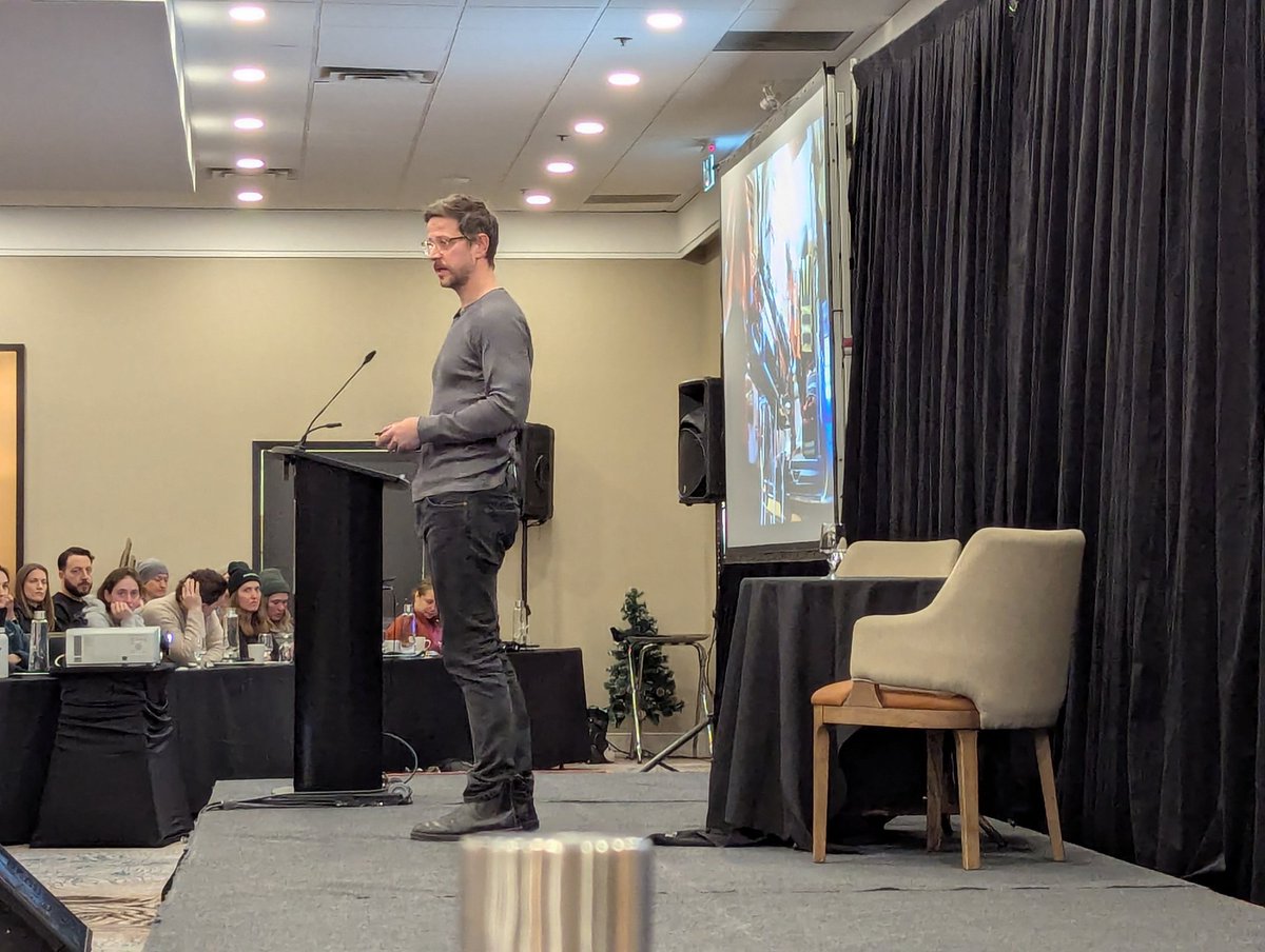 "C-spine precautions are like herpes, they stick around forever." Best quote of the night by <a href="/HumanFact0rz/">Christopher Hicks</a> at #uoftem25