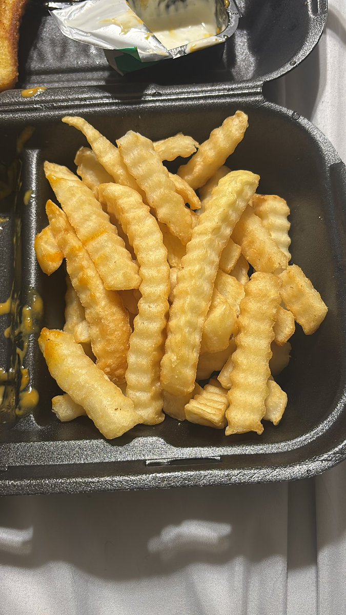 ceocoupe's tweet photo. @Zaxbys does this look like extra seasoning to you ? 😂 https://t.co/dLxPGQ4Apw