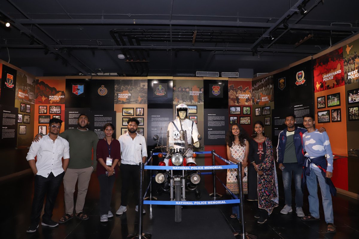 MYBEastDelhi's tweet photo. Participants had the opportunity to visit the #NationalPoliceMemorial. It was a memorable experience for all the participants.

#MYBharat #NYKS #TYEP

@mansukhmandviya @YASMinistry @nyksindia @forshivendra https://t.co/BHX4W6O74O
