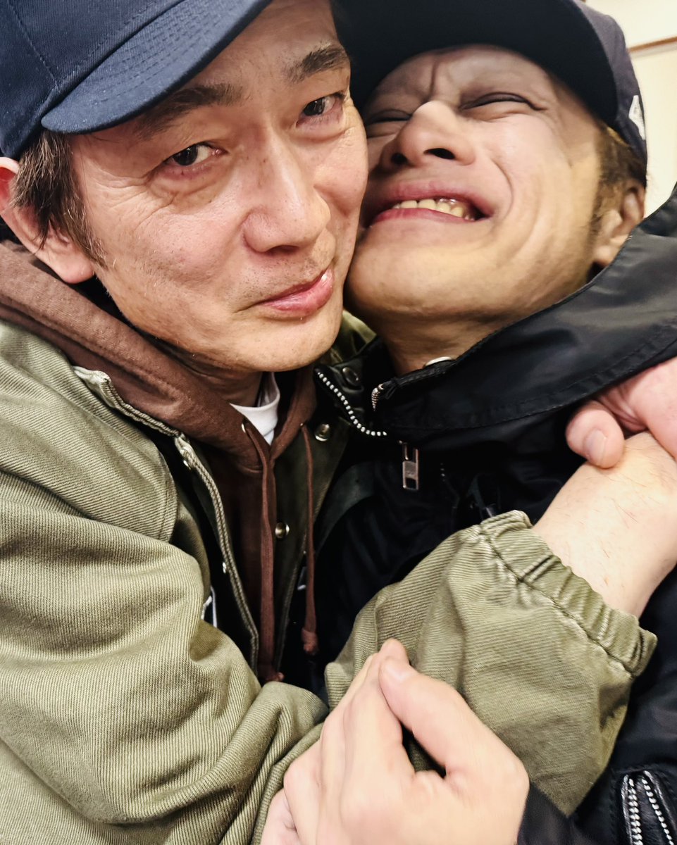 undeadspaceman's tweet image. GASTUNK、名古屋終演後はヒカゲ氏からのお誘いで...ベイビー、モトカツと
THE STAR CLUBの打ち上げへ！

久しぶりの顔触れ...✨🤟
皆と会えて...めちゃくちゃ楽しい夜でした！✨👌
Thanks to THE STAR CLUB!!! ✨🎶✨
Thanks to HIKAGE!!!✨🤲✨

By Tatsu☠️🕷️☠️

#gastunk
#thestarclub