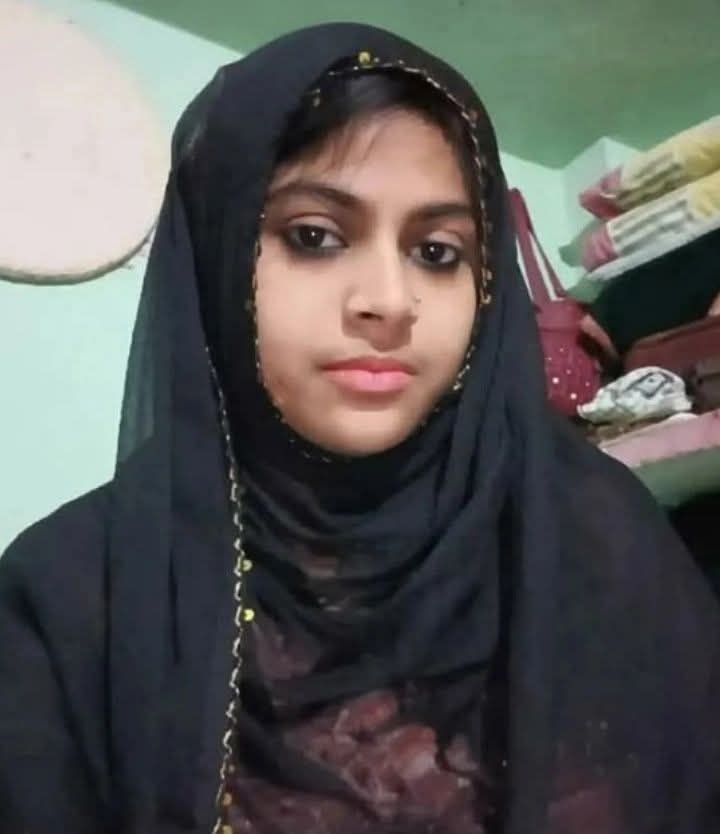#Asslamu_alaikum______

#हर_लड़की_तुम्हारे_दौलत_और_हुस्नो_जमाल_से_मुतासिर_नहीं_होती_🖤🥀

कुछ शहजादियों को जीतने के लिए तुम्हें तराजू के पलड़े मे दौलत नहीं इज्ज़त की मिक्दार बढ़ानी होगी_____🤍🥀